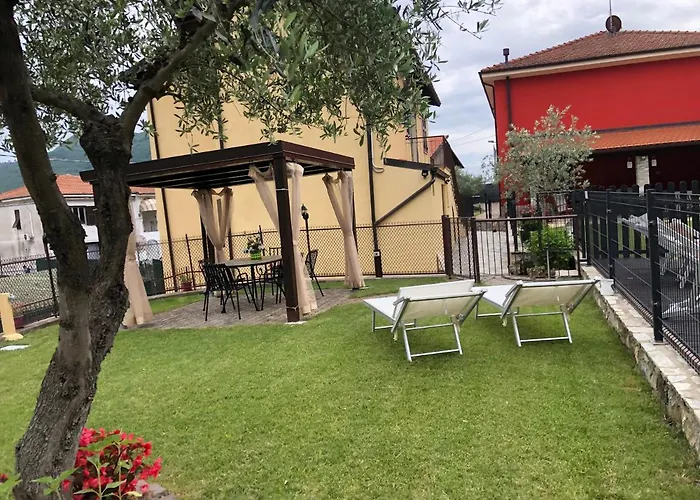 Vakantiehuis Casa Bea Con Piscina E Giardino *