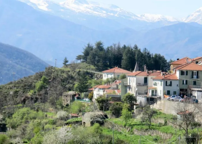 Casa Bea Con Piscina E Giardino Vakantiehuis *